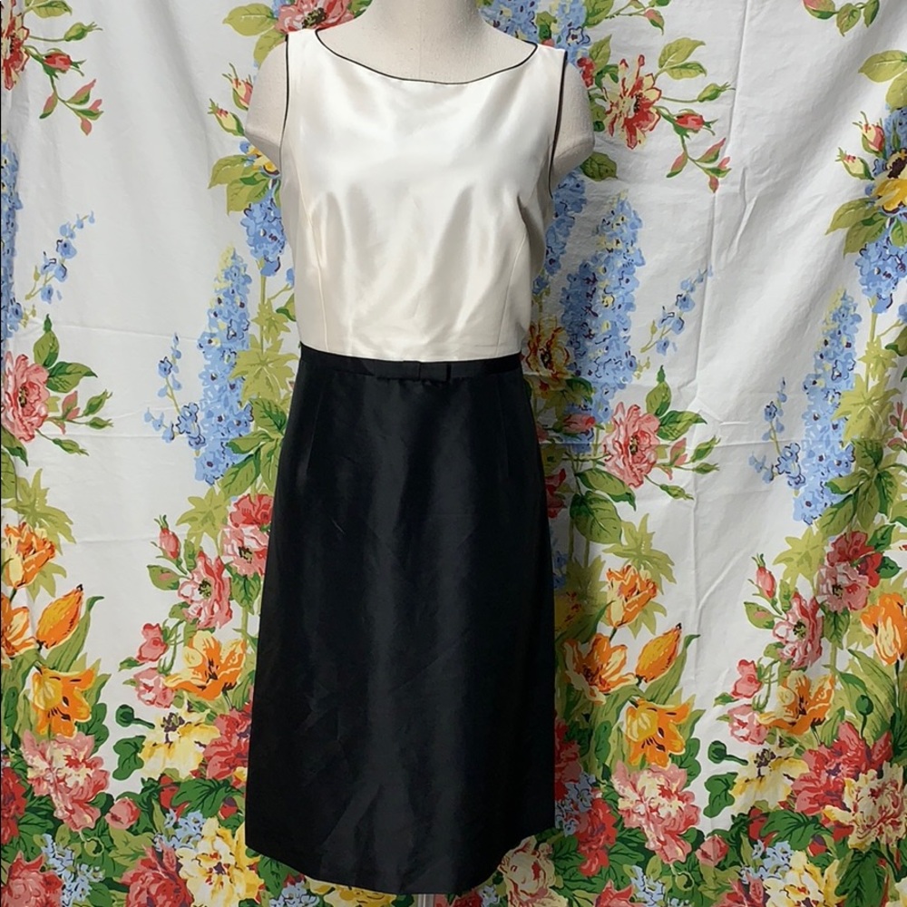 Ann Taylor Black and White Sleeveless, Midi Dress